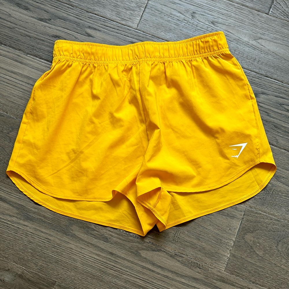 🔥Gymshark🔥 | Nylon yellow unlined running shorts